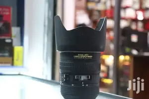 Superior Nikon 28-70 Full Frame Lens