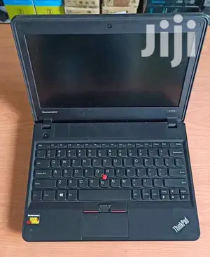 Laptop Lenovo ThinkPad X131e 4GB Intel Core 2 Duo HDD 250GB