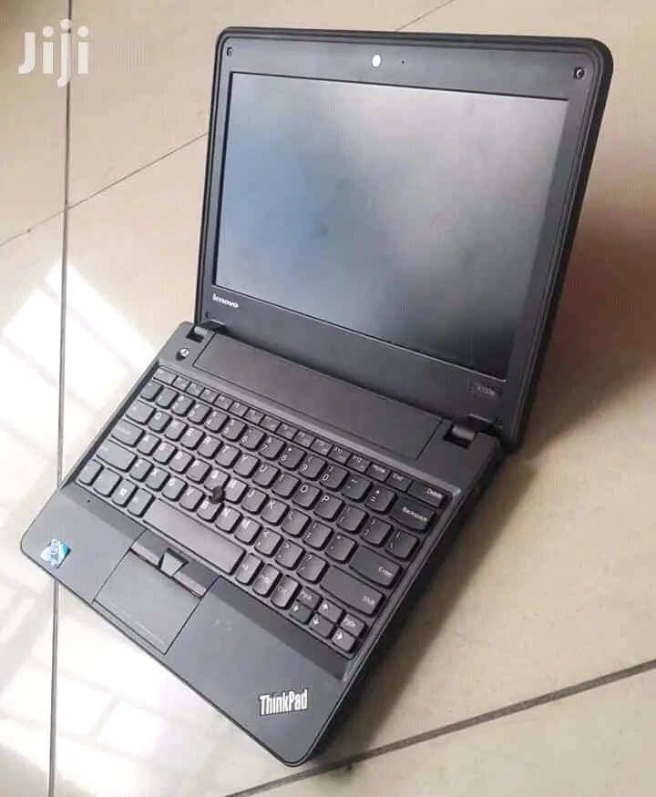 Laptop Lenovo ThinkPad X131e 4GB Intel Core 2 Duo HDD 250GB