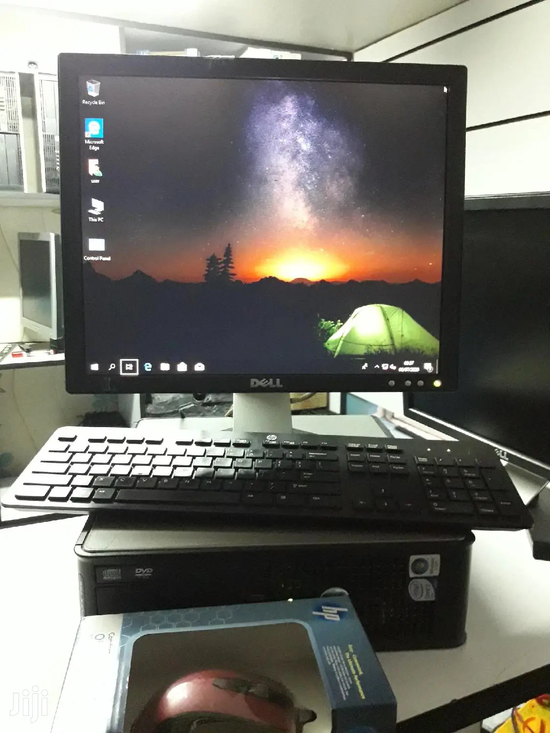 Desktop Computer Dell OptiPlex 7760 2GB Intel HDD 160GB