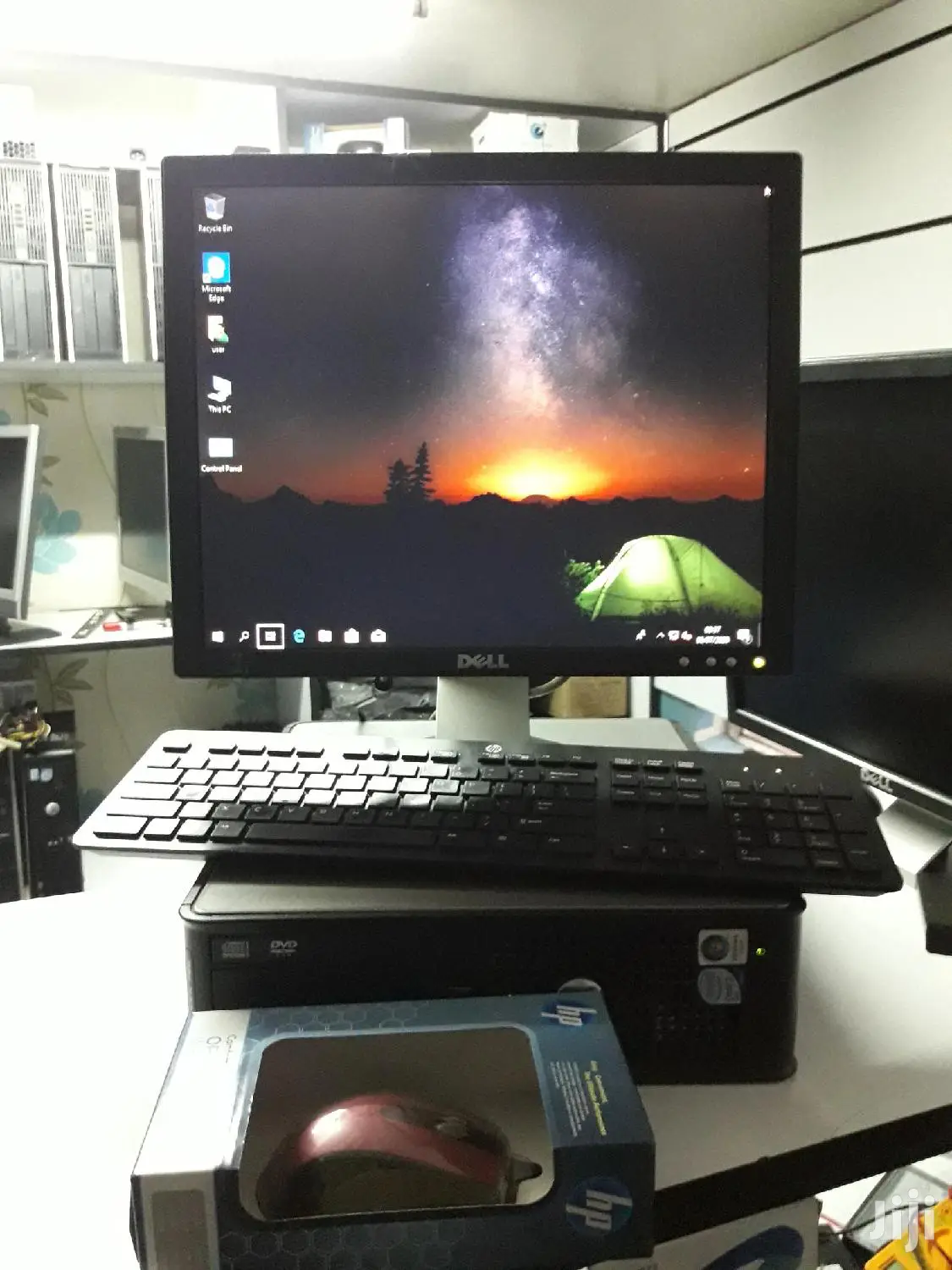 Desktop Computer Dell OptiPlex 7760 2GB Intel HDD 160GB