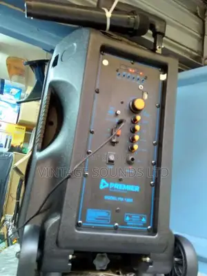 Powered Portable Speaker Pm 12