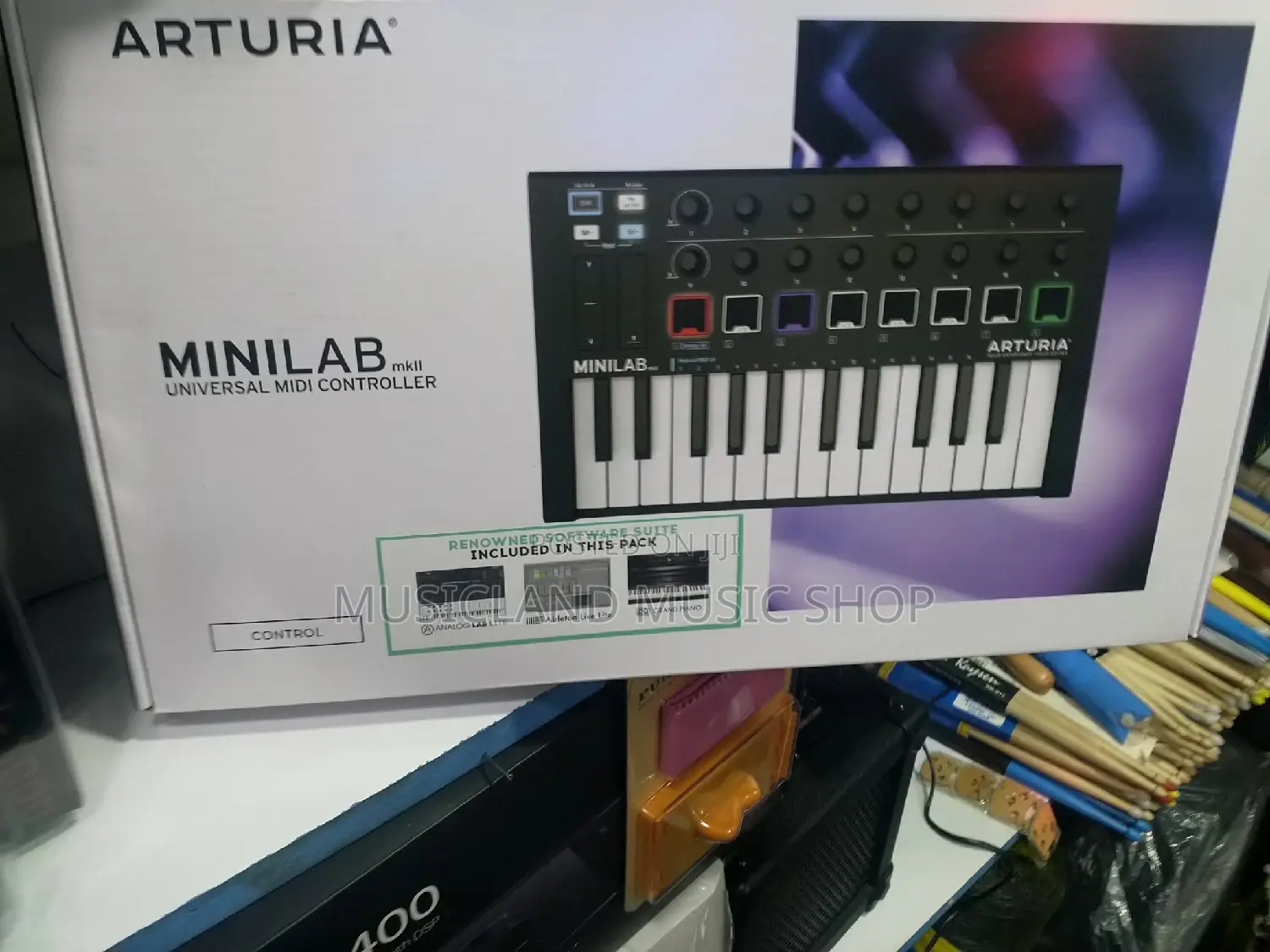 Arturia Minilab