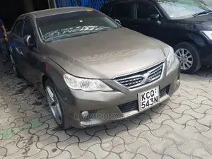 Toyota Mark X 2011 Gold