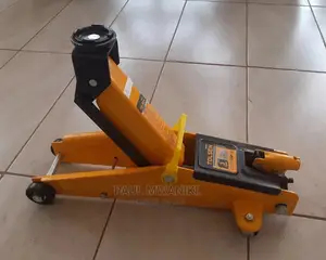Hydraulic Trolley Jack.