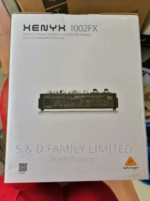 Behringer Xenyx 100fx