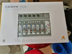 Behringer Xenyx 1002B