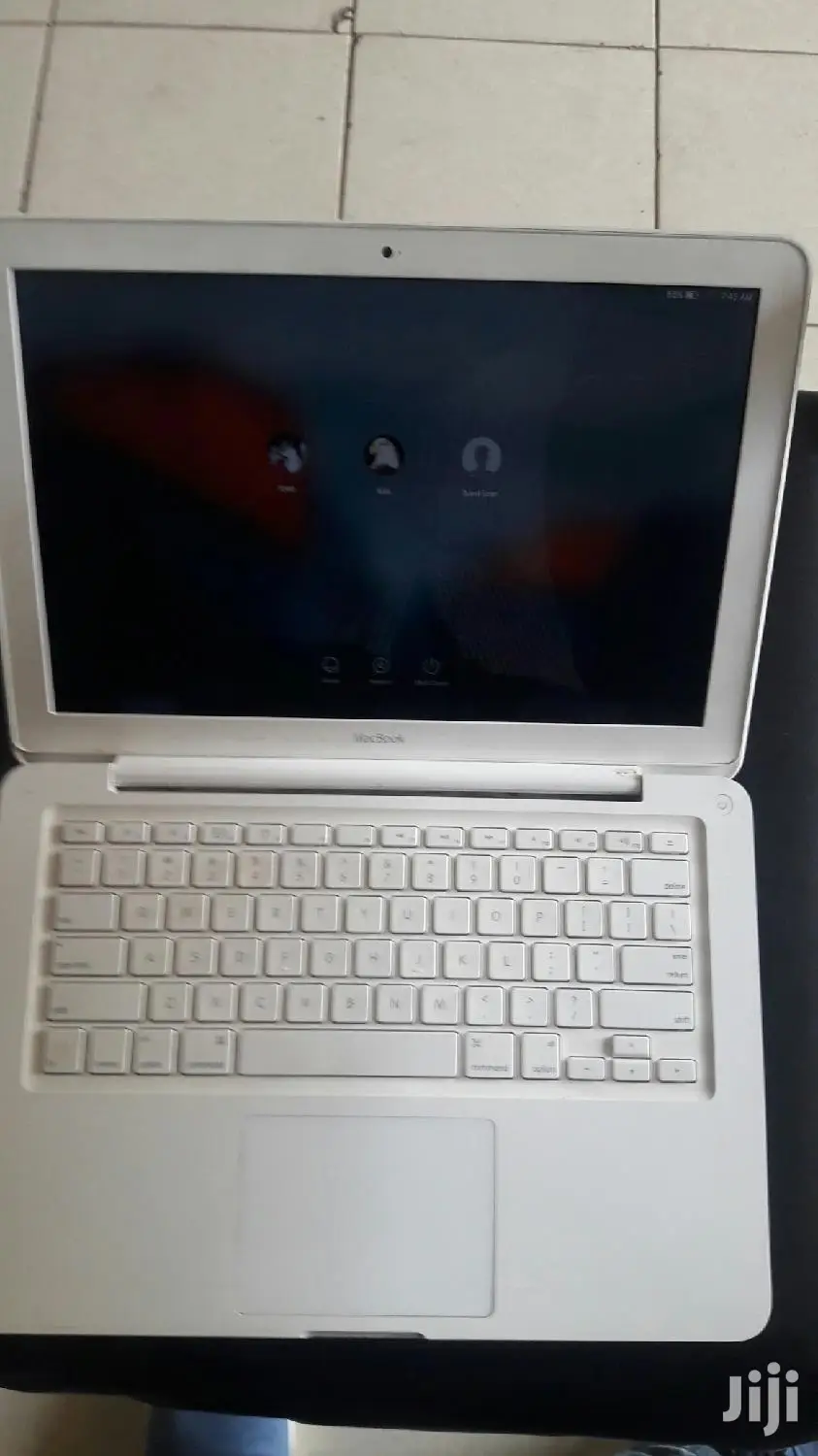 Laptop Apple MacBook 4GB Intel Core 2 Duo HDD 500GB