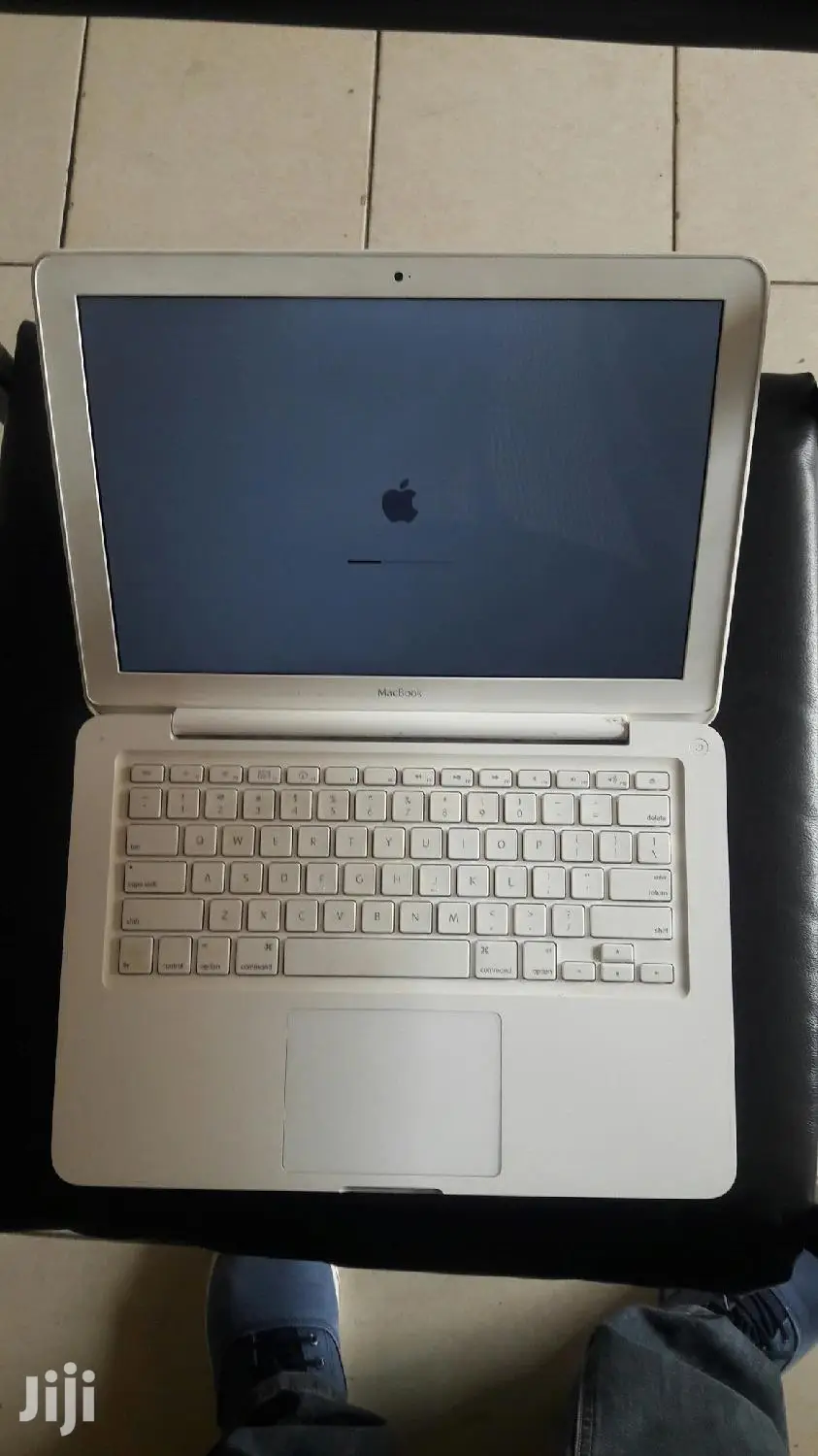 Laptop Apple MacBook 4GB Intel Core 2 Duo HDD 500GB