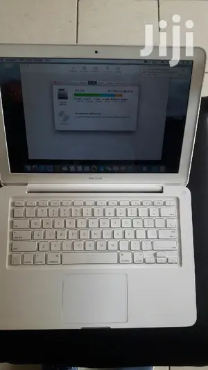 Laptop Apple MacBook 4GB Intel Core 2 Duo HDD 500GB