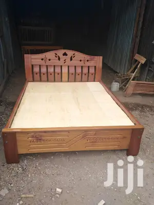 Mahogany Beds 4*6 Feets.