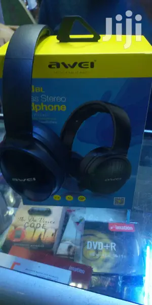 Awei Noise Cencalation Stereo Headset.
