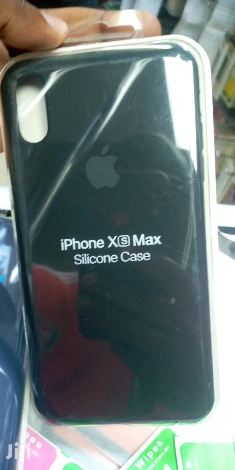 iPhone Xs Silicon Backcase