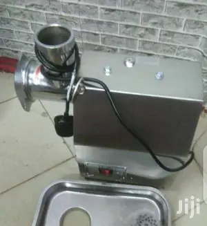 Commercial Meat Grinder M8