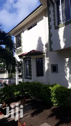 For Sale 4 Bedrooms House Nyali