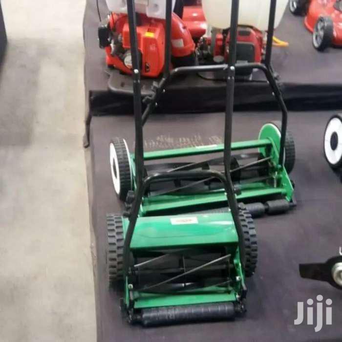 Manual Lawn Mower