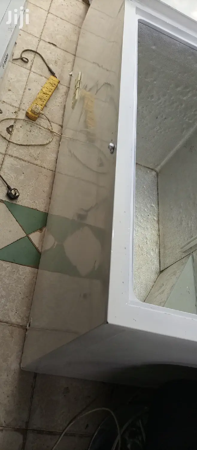 400L Freezer