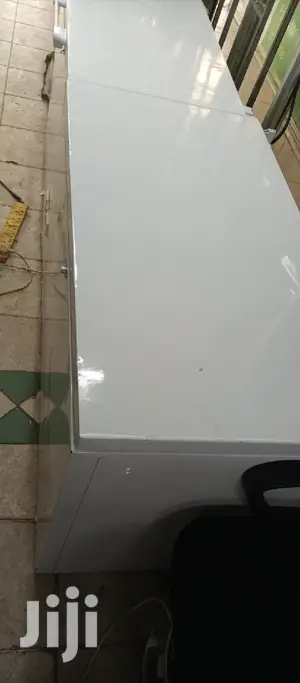 400L Freezer