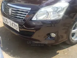 Toyota Premio 2011 Red
