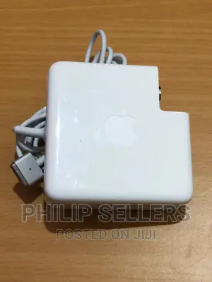 Apple Mac Book: MA463LL/A, MA464LL/A
