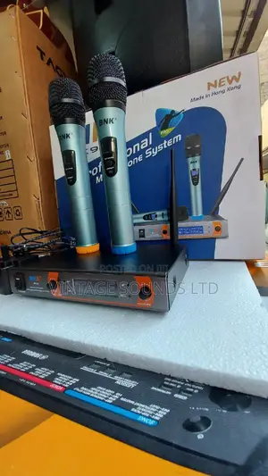 Bnk 9 Professional Wireless Microphone