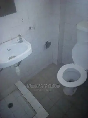 4 Bedroom Own Compuond to Let in Kileleshwa