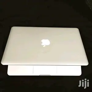 Laptop Apple MacBook Pro 4GB Intel Core 2 Duo HDD 500GB