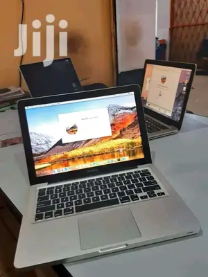 Laptop Apple MacBook Pro 4GB Intel Core 2 Duo HDD 500GB