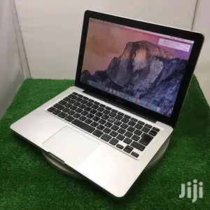 Laptop Apple MacBook Pro 4GB Intel Core 2 Duo HDD 500GB