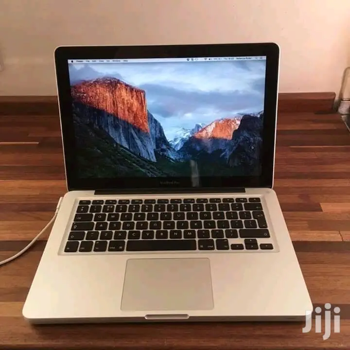Laptop Apple MacBook Pro 4GB Intel Core 2 Duo HDD 500GB