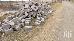 Machine Cut Stones/Blocks