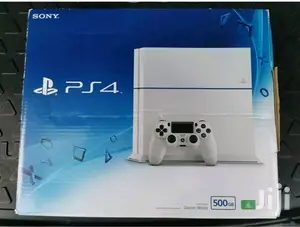 1 Free Game and Playstation 4 White Ps4