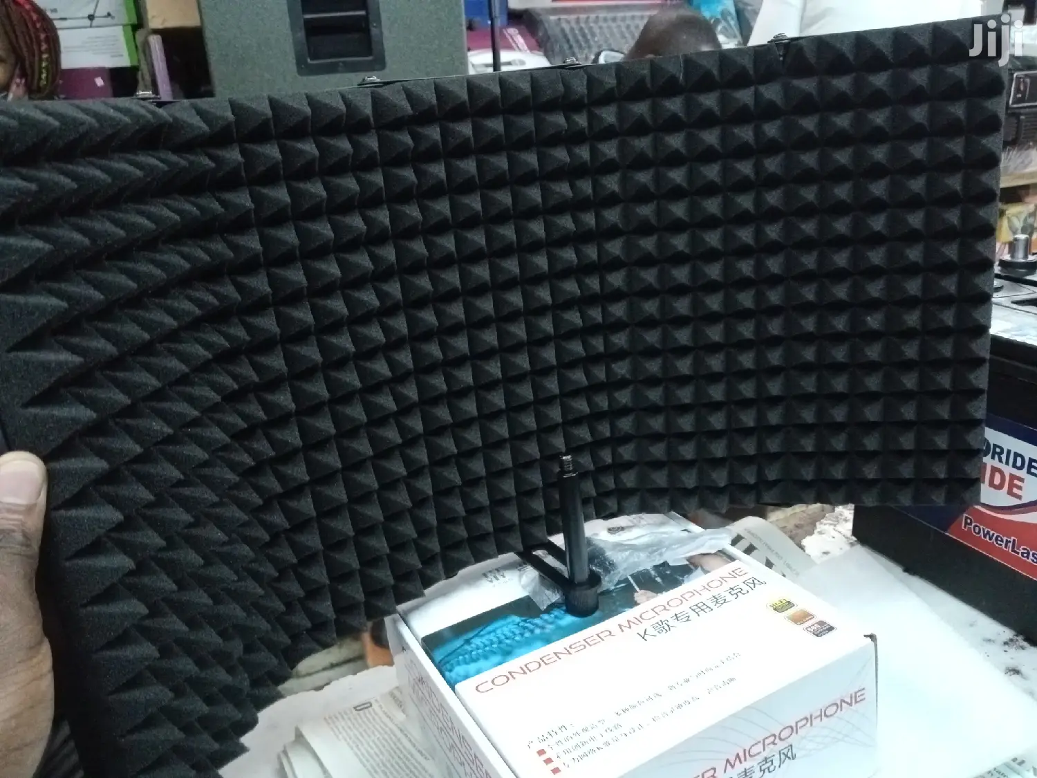 Microphone Isolation Shield