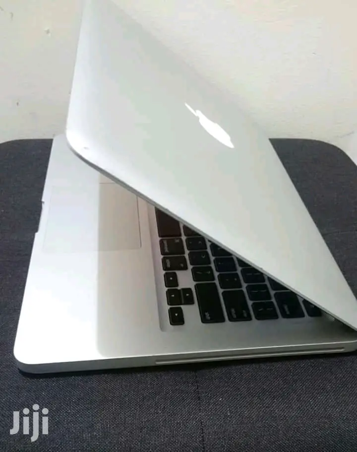 Laptop Apple MacBook Pro 4GB Intel Core 2 Duo HDD 500GB