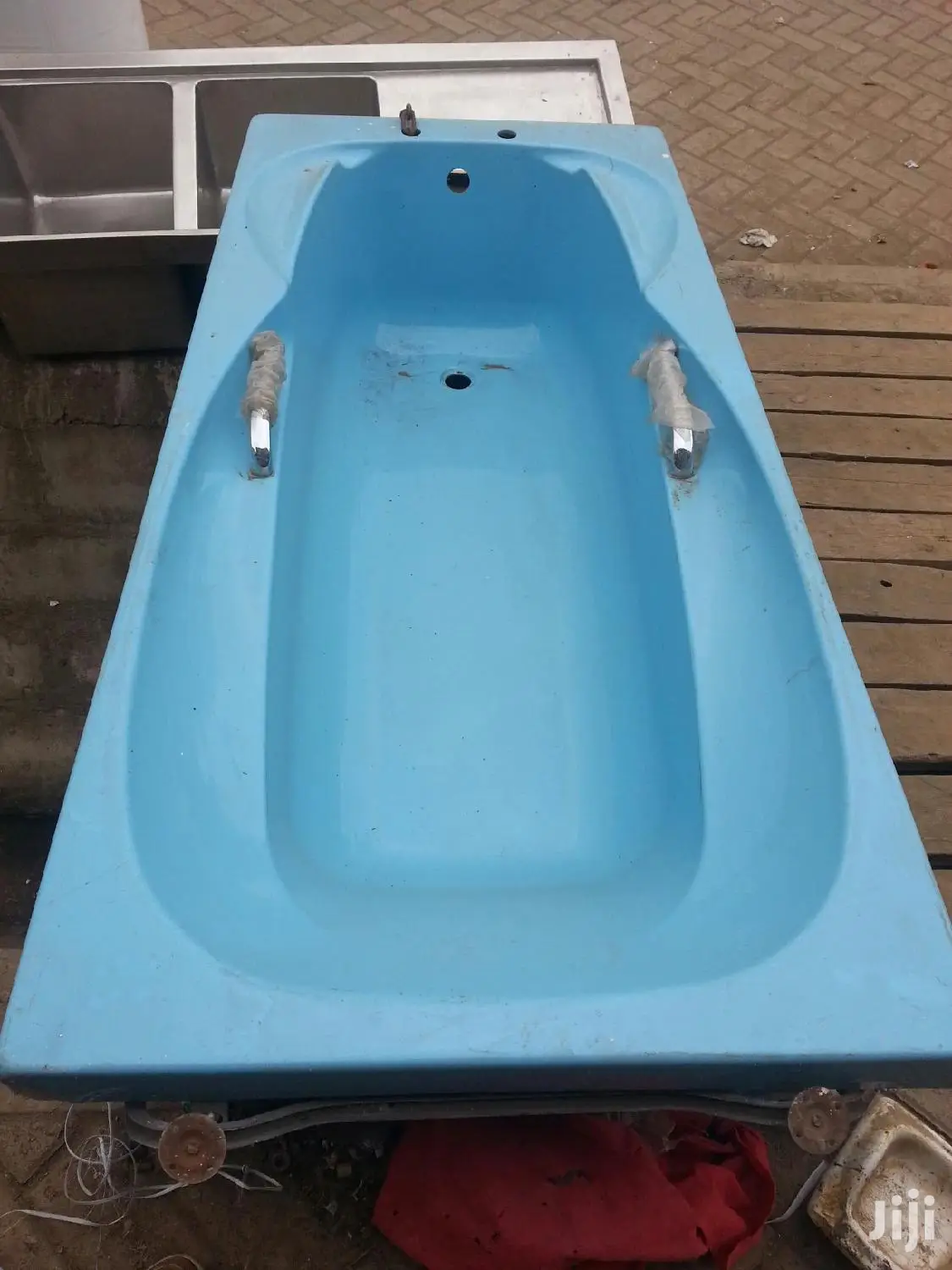 Blue in Colour Bathtub