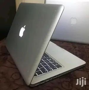 Laptop Apple MacBook Pro 2GB Intel Core I5 HDD 500GB
