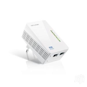 Tp-link TL-WPA4220 - 300 Mbps Wi-fi Powerline Range Extender