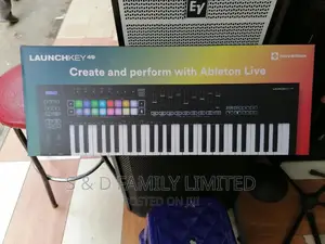Novation Launcher 49 Keys MIDI Keyboard With Drumpads