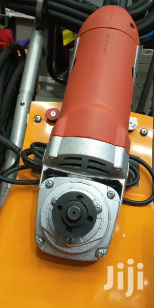 Black & Decker Professional 2000w Large Angle Grinder