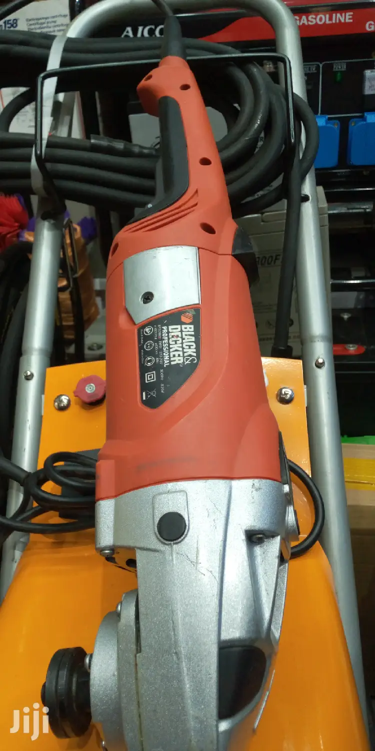 Black & Decker Professional 2000w Large Angle Grinder