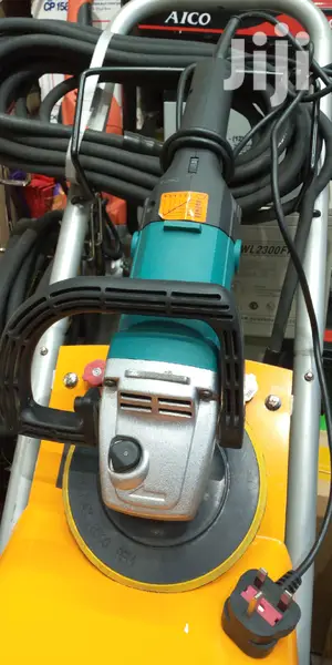 Makita 9067L 7-inch Angle Grinder 1800w