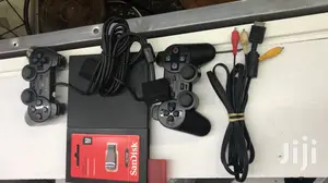 Play Station 2 , 10 Games