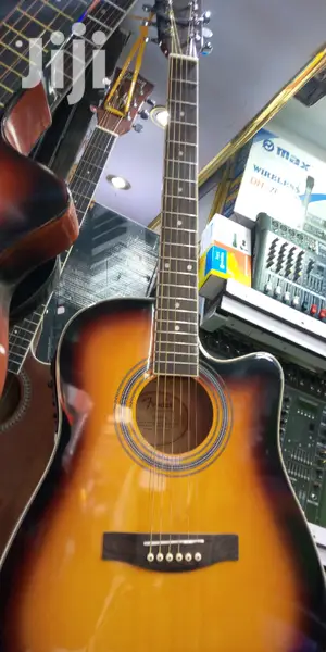 6-strings Semi Acoustic Guitar