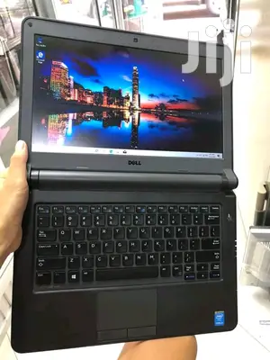 Laptop Dell Latitude 13 3340 4GB Intel Core I3 HDD 500GB