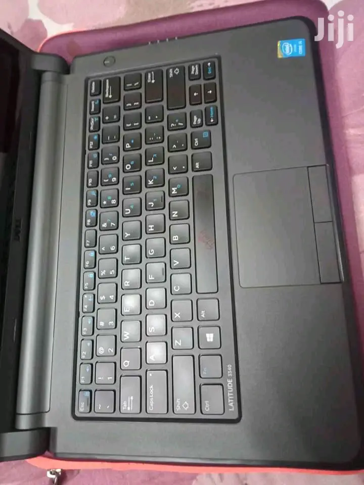 Laptop Dell Latitude 13 3340 4GB Intel Core I3 HDD 500GB