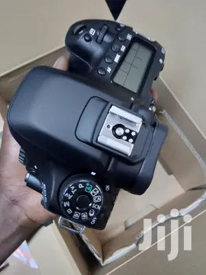 Canon EOS 80D Pro