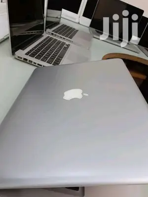 Laptop Apple MacBook Pro 4GB Intel Core 2 Duo HDD 500GB
