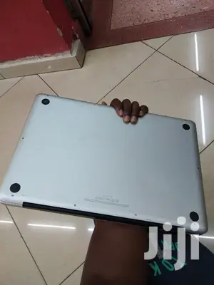 Laptop Apple MacBook Pro 16GB Intel Core i7 HDD 500GB