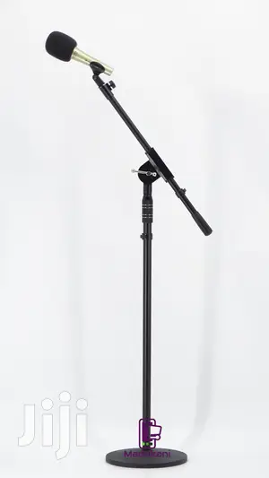 Boyong Extra Heavy Duty Microphone Stand With Cast Iron Roun