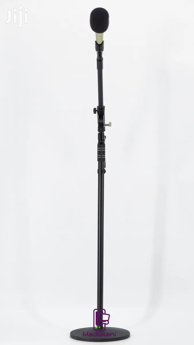 Boyong Extra Heavy Duty Microphone Stand With Cast Iron Roun
